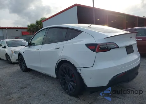 2022 Tesla Model Y Performance Dual Motor All-Wheel Drive from USA, damaged, VIN 7SAYGDEF5NF323622
